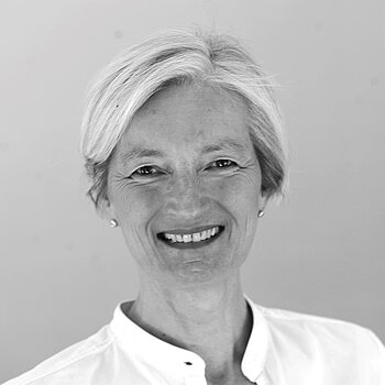 Dr. Katharina Gerlach