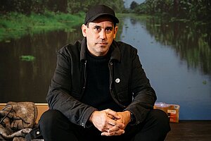 Niklas Goldbach zum Professor für Fotografie und Digitale Medien berufen