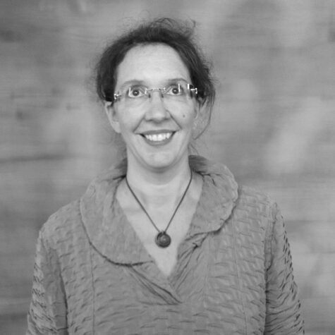 Porträtfoto in schwarz-weiß von Prof. Dr. Paula Bleckmann