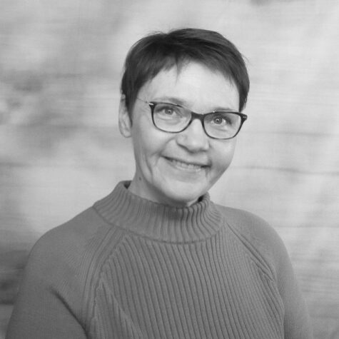 Porträtfoto in schwarz-weiß von Astrid Ewert