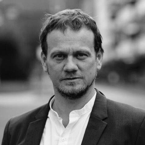 Olaf Sabelus arbeitet im Fachbereich Schauspiel an der Alanus Hochschule.