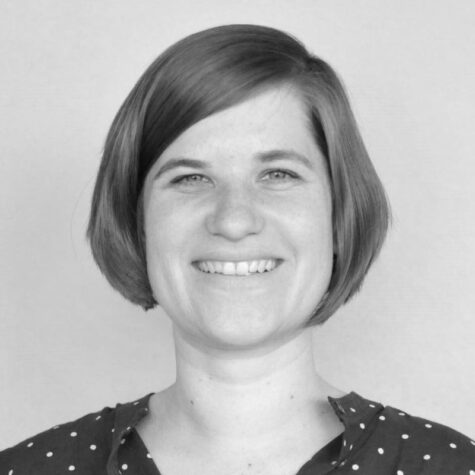 Porträtfoto in schwarz-weiß von Anne von Hoyningen-Huene