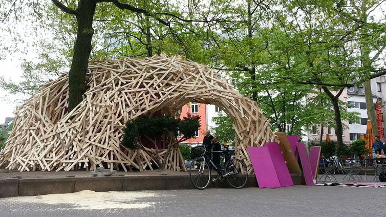 Latte_Intervention_Bruesseler_Platz_Bild4