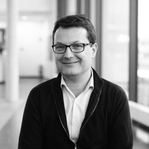 Sascha Liebermann schwarz weiß Porträt