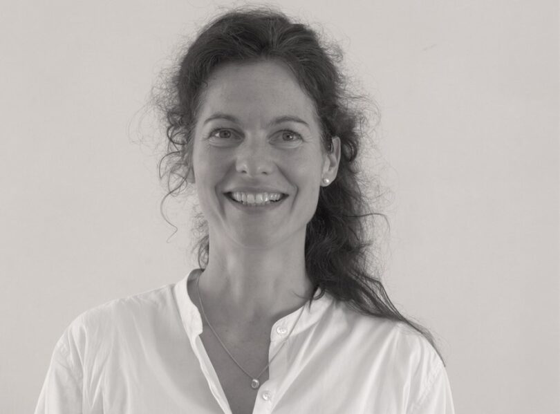 Porträtfoto in schwarz-weiß von Magali Müller-Peddinghaus