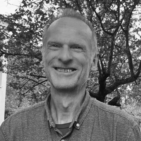 Porträtfoto in schwarz-weiß von Jürgen Teichmann