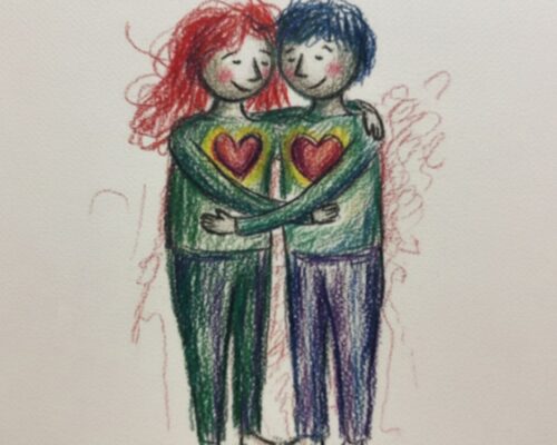Umarmung mit Herzen Bunte Kinderzeichnung von zwei einander umarmenden Personen mit geschlossenen Augen, deren Pullover jeweils ein großes rotes Herz auf der Brust zeigen.